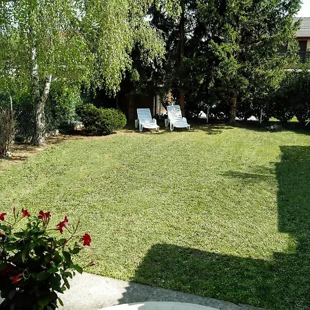 Holiday Home Balatonszárszó * Balatonszarszo