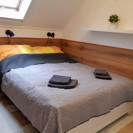 Holiday Home Balatonszárszó * Balatonszarszo