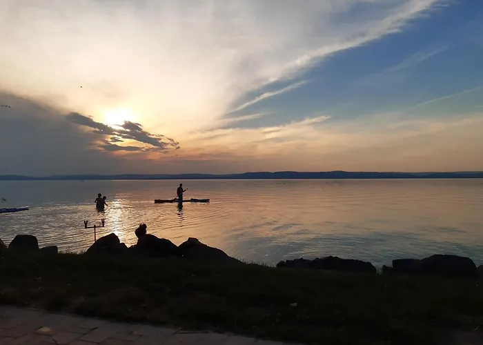 Dom wakacyjny Holiday Home Balatonszarszo Balatonszarszo