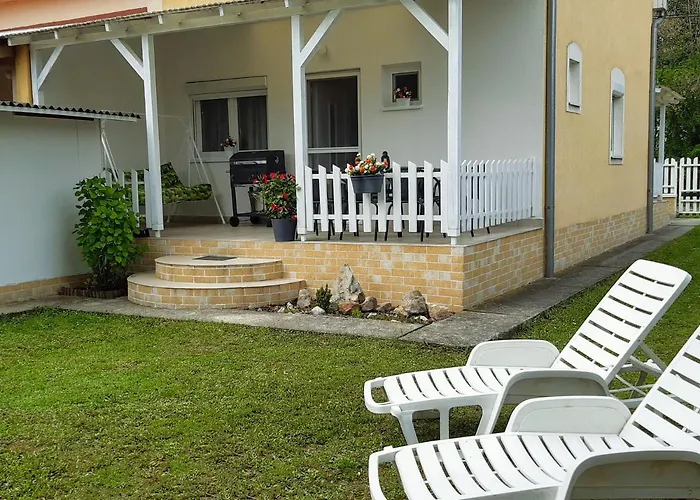 Holiday Home Balatonszarszo Prázdninový dům Balatonszarszo
