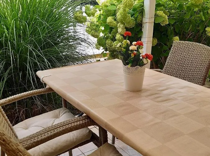 Vakantiehuis Holiday Home Balatonszarszo *